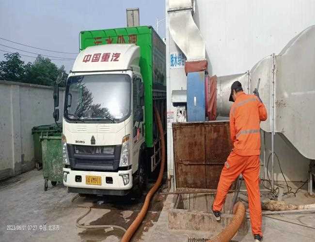 下水道堵了是怎么回事抽雨后溝污水一次多少錢