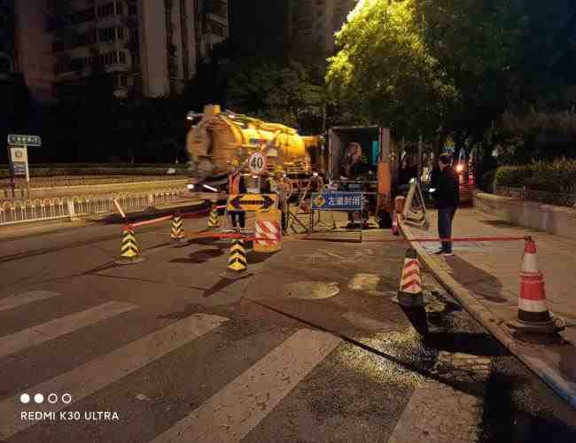 化糞池清理可以在雨季進行嗎？