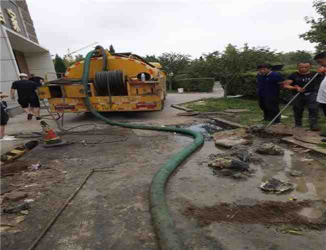 三角一社區下水管道河道淤泥清掏多少錢一次