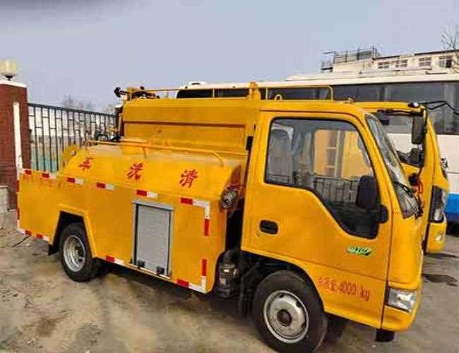 京東街一條浴缸安裝萬博快遞雨水溝管道清洗的速度